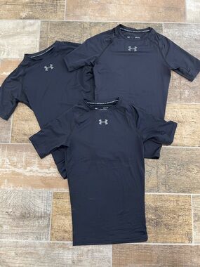 Under Armour Mens Black HeatGear Compression Shirts Short Sleeve Set of 3 Small
